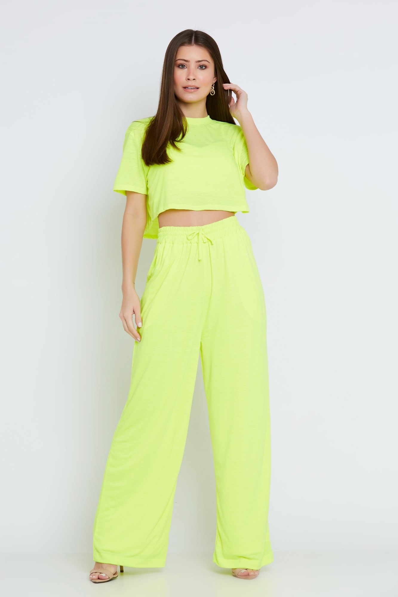 calça pantalona preta malha