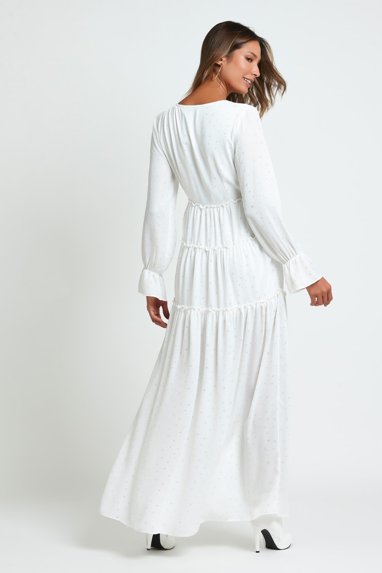vestido longo branco de manga comprida
